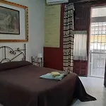 PENSION VERGARA , Sevilla